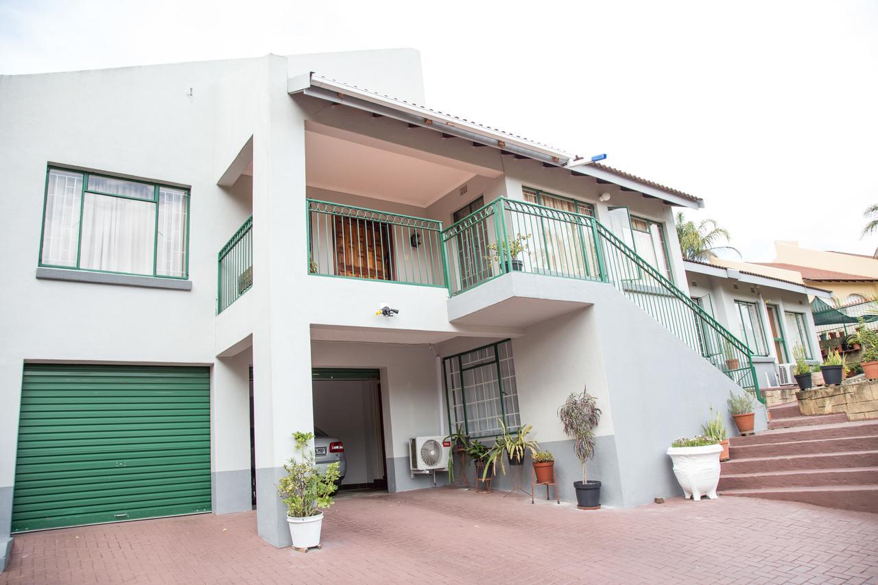Hotel 29 Polvy Street Mbombela Exterior foto